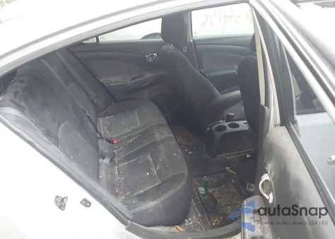 2015 Nissan Versa 1.6 Sv z USA, uszkodzony, nr VIN 3N1CN7AP8FL811630